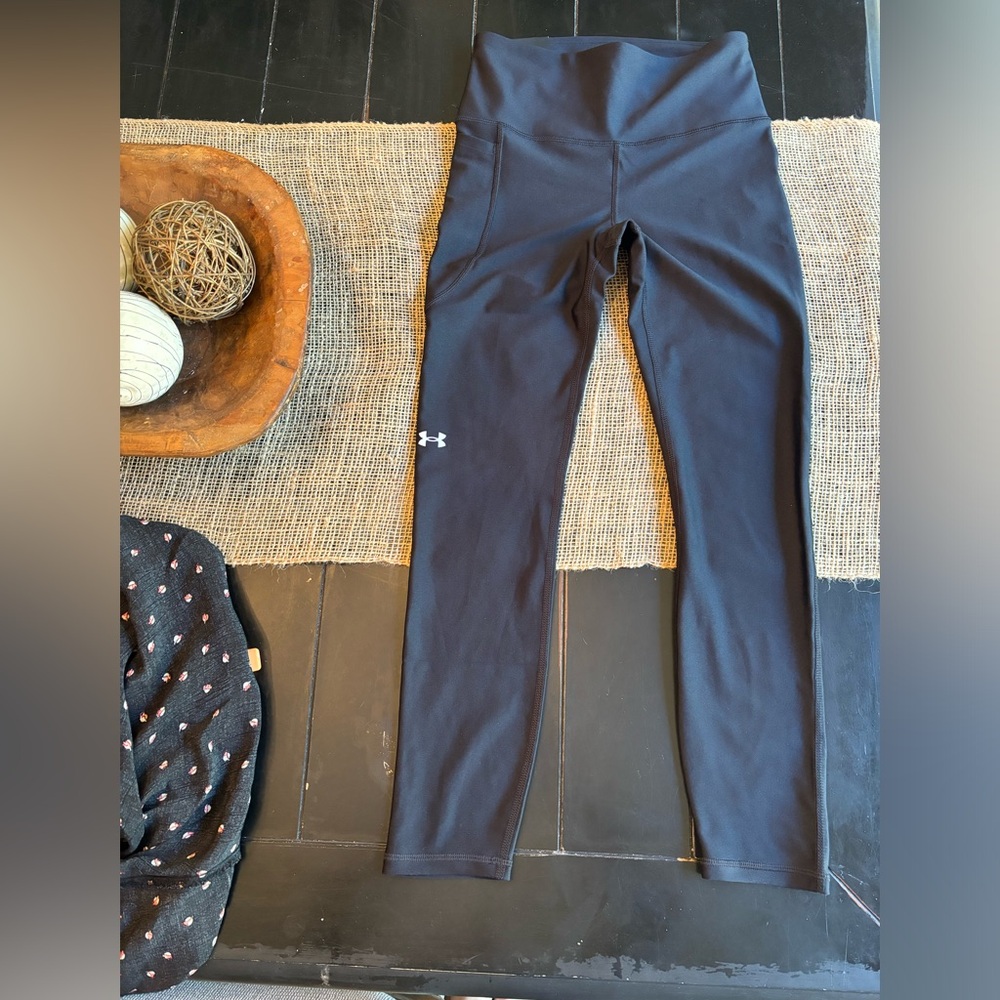 Compression ankle leggings with side pocket brand new 🩷🖤🩷heatgear capri